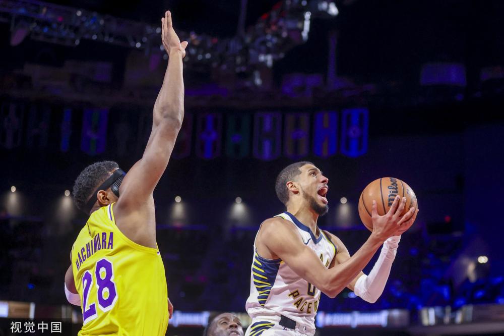 公众期待明 公众期待明