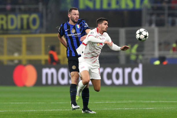 向全世界证 向全世界证